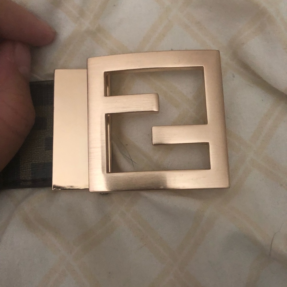 Woman’s belt